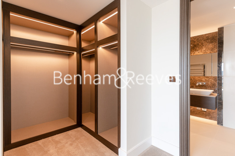 4  bedrooms house to rent in Sherrin House, Royal Warwick Square, W14-image 23