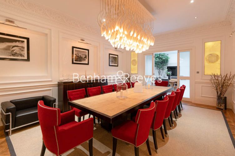 4  bedrooms flat to rent in Queens Gate Terrace, Kensington, SW7-image 3