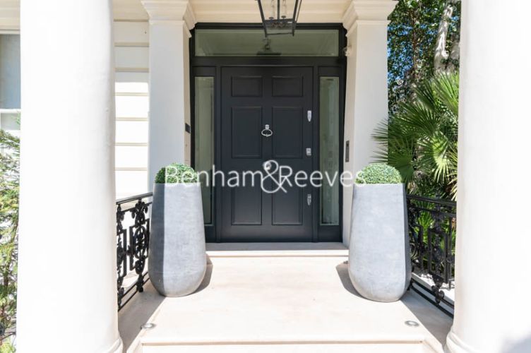 4 bedrooms flat to rent in Queens Gate Terrace, Kensington, SW7-image 8