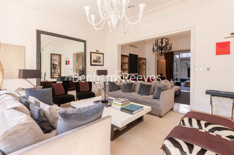 4 bedrooms flat to rent in Queens Gate Terrace, Kensington, SW7-image 9