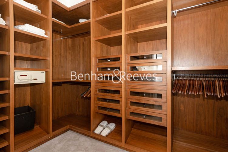 4  bedrooms flat to rent in Queens Gate Terrace, Kensington, SW7-image 15