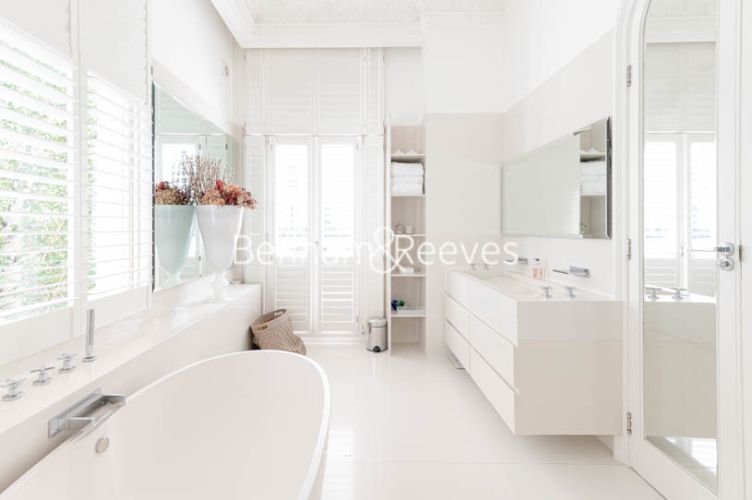 4  bedrooms flat to rent in Queens Gate Terrace, Kensington, SW7-image 18