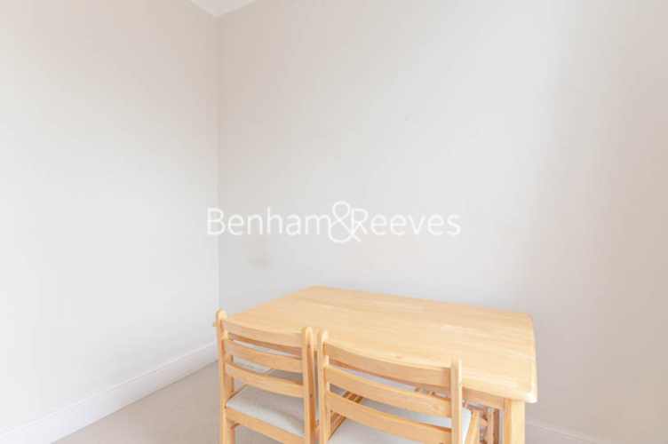 2 bedrooms flat to rent in Charleville Road, Kensington, W14-image 3