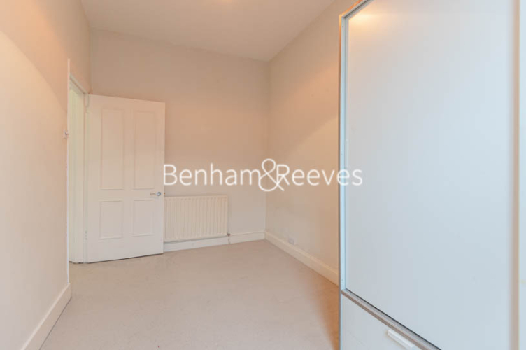 2 bedrooms flat to rent in Charleville Road, Kensington, W14-image 4