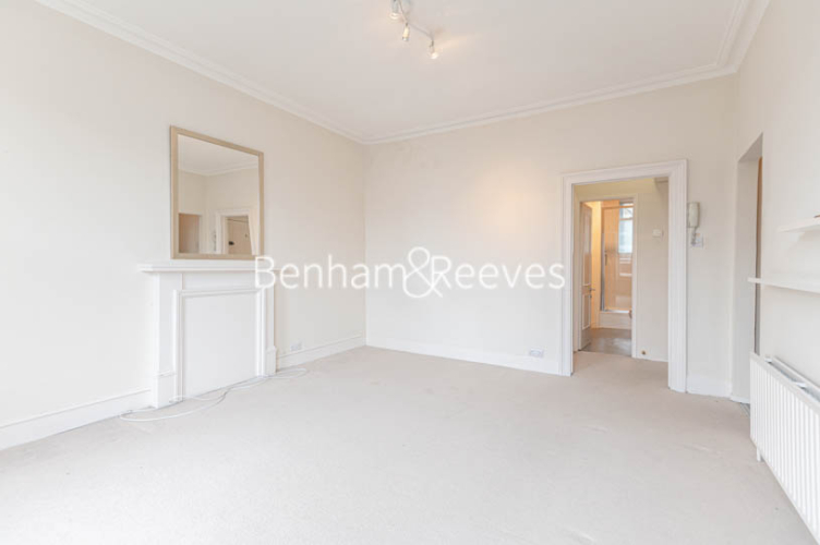 1 bedroom flat to rent in Charleville Road, Kensington, W14-image 11