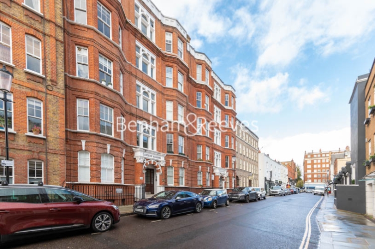 3 bedrooms flat to rent in Abingdon Road, Kensington, W8-image 15