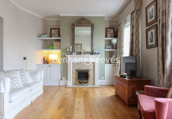 2  bedrooms flat to rent in Stanford Court, Kensington, SW7-image 1