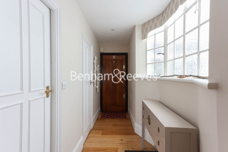 2  bedrooms flat to rent in Stanford Court, Kensington, SW7-image 9