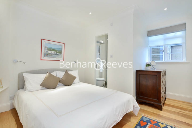 2  bedrooms flat to rent in Vicarage Court, Kensington, W8-image 3