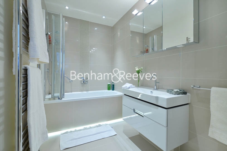 2  bedrooms flat to rent in Vicarage Court, Kensington, W8-image 4