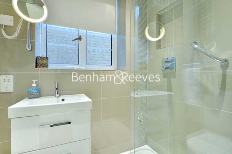 2 bedrooms flat to rent in Vicarage Court, Kensington, W8-image 10