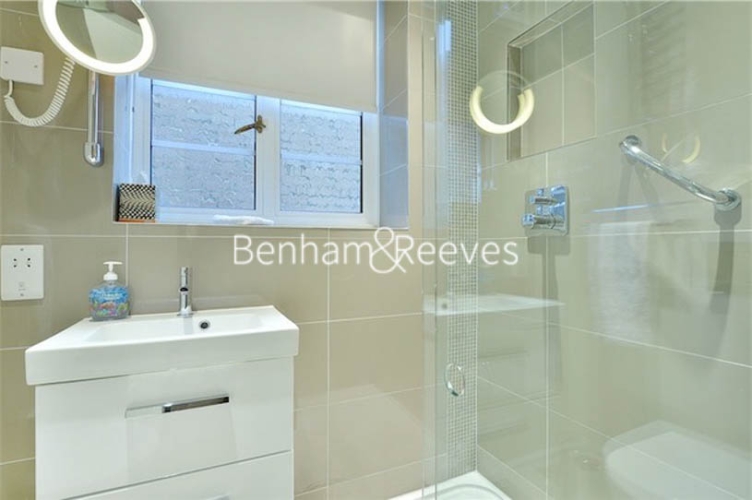2  bedrooms flat to rent in Vicarage Court, Kensington, W8-image 13