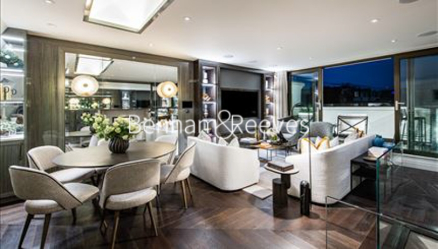 2 bedrooms flat to rent in Prince of Wales Terrace, Kensington, W8-image 1