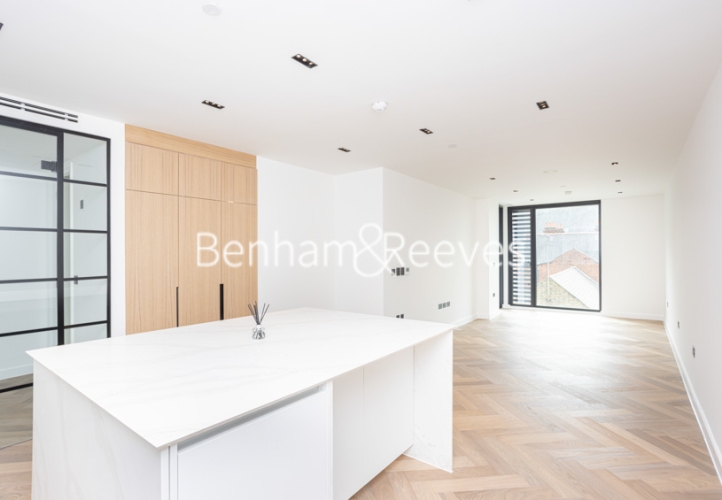 1  bedroom flat to rent in Cluny Mews, Kensington, SW5-image 1