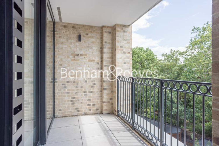 2  bedrooms flat to rent in Cluny Mews, Kensington, SW5-image 5