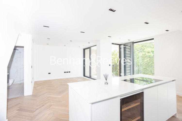 2 bedrooms flat to rent in Cluny Mews, Kensington, SW5-image 11