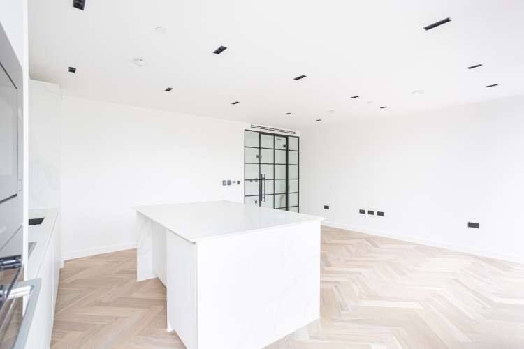 2  bedrooms flat to rent in Cluny Mews, Kensington, SW5-image 6