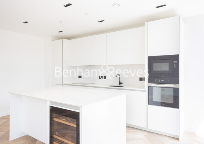 2  bedrooms flat to rent in Cluny Mews, Kensington, SW5-image 10