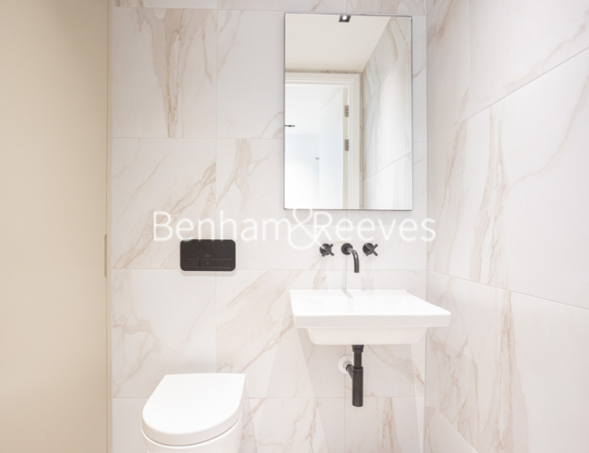 2  bedrooms flat to rent in Cluny Mews, Kensington, SW5-image 12