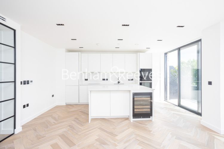 2  bedrooms flat to rent in Cluny Mews, Kensington, SW5-image 13