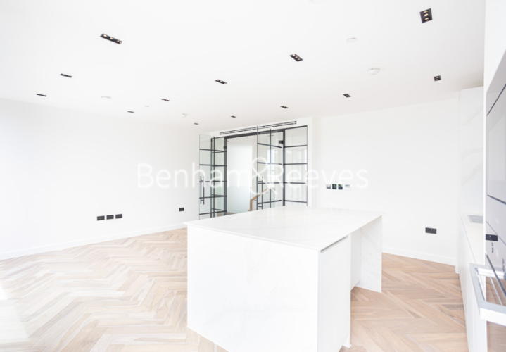 2 bedrooms flat to rent in Cluny Mews, Kensington, SW5-image 14