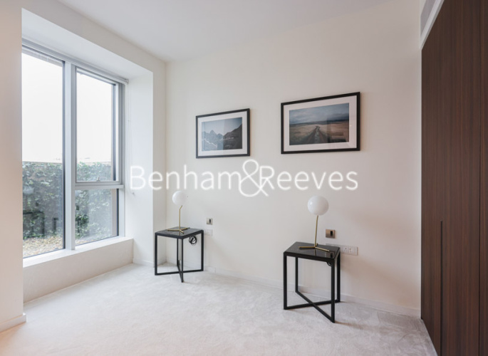 3  bedrooms flat to rent in Lillie Square, Earls Court, SW6-image 13