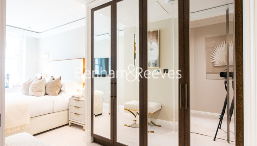 2 bedrooms flat to rent in Prince of Wales Terrace, Kensington, W8-image 11
