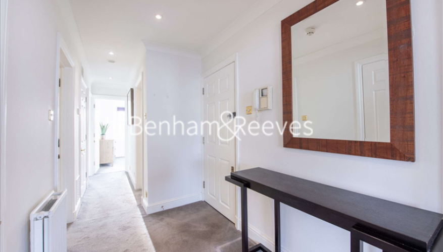 2  bedrooms flat to rent in Somerset Court, Lexham Gardens, W8-image 8