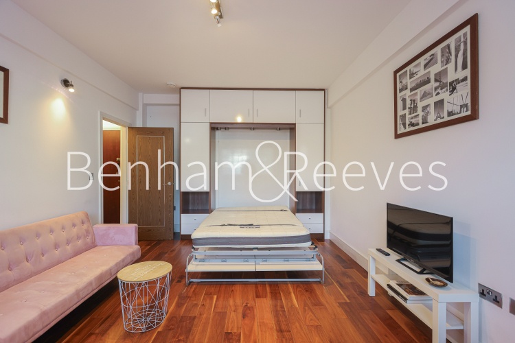 Studio flat to rent in Broadwalk Court, Kensington, W8-image 8