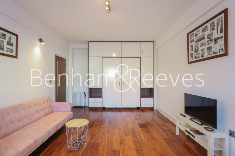 Studio flat to rent in Broadwalk Court, Kensington, W8-image 15