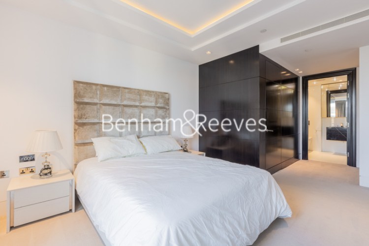 3  bedrooms flat to rent in Wolfe House, 389 Kensington High Street, W14-image 3