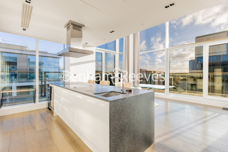 3  bedrooms flat to rent in Wolfe House, 389 Kensington High Street, W14-image 8