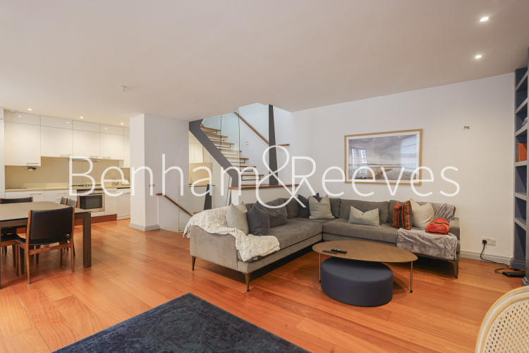3  bedrooms flat to rent in Phillimore Walk, Kensington, W8-image 1