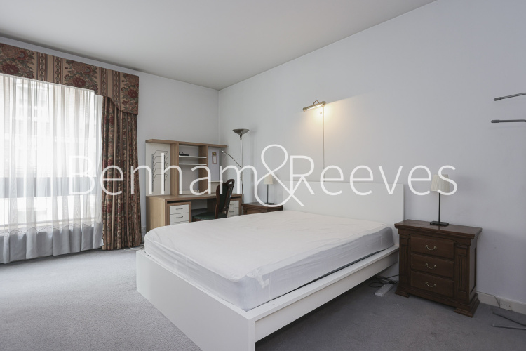 2 bedrooms flat to rent in William Cobbett House, Kensington, W8-image 3