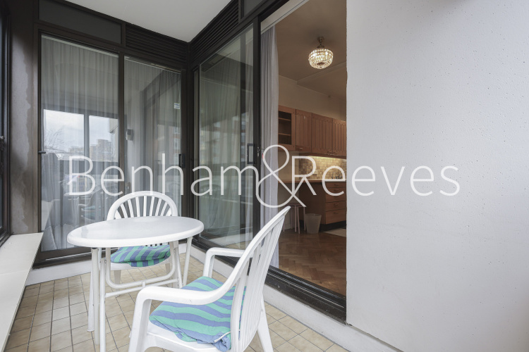 2 bedrooms flat to rent in William Cobbett House, Kensington, W8-image 12