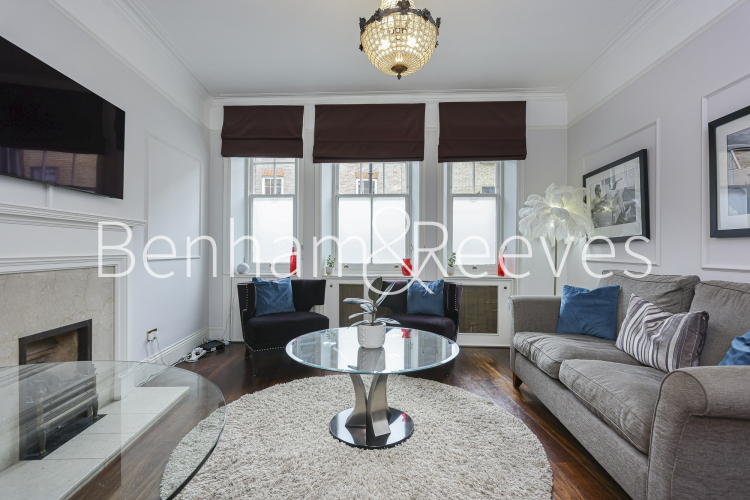 3 bedrooms flat to rent in Abingdon Mansions, Kensington, W8-image 1