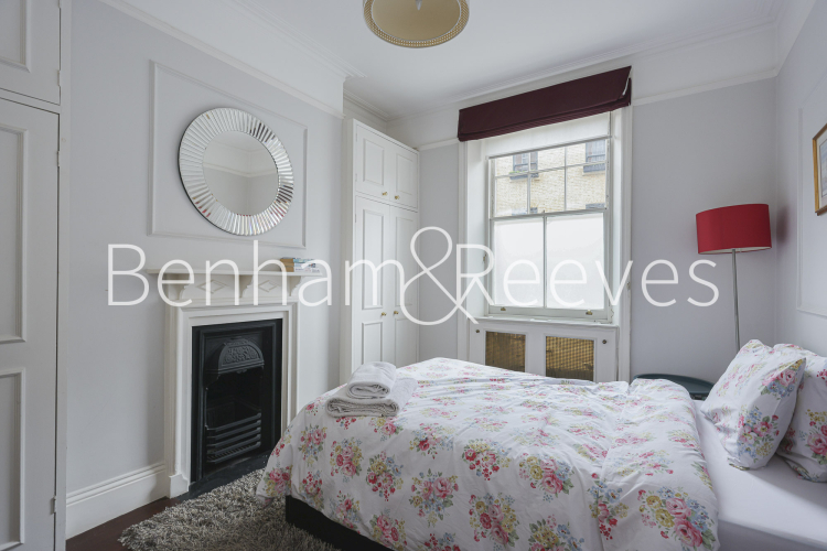 3  bedrooms flat to rent in Abingdon Mansions, Kensington, W8-image 17