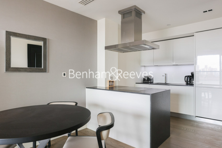 1  bedroom flat to rent in Charles House, Kensington High Street, W8-image 1