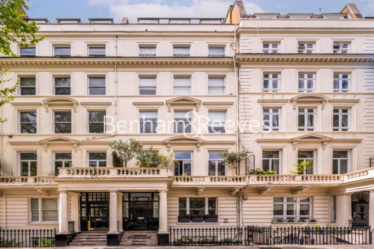 3  bedrooms flat to rent in Queen's Gate, South Kensington, SW7-image 5