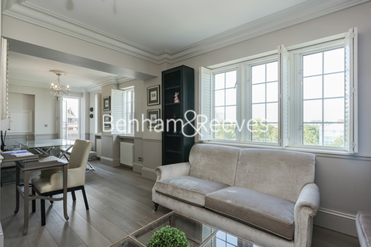 2  bedrooms flat to rent in Troy Court, Kensington High Street, W8-image 1