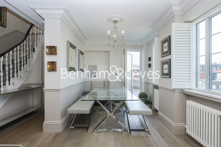 2  bedrooms flat to rent in Troy Court, Kensington High Street, W8-image 8