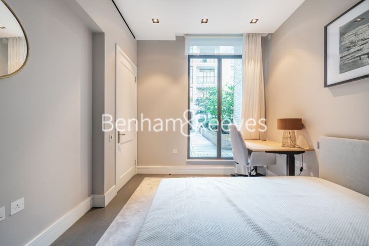 2  bedrooms house to rent in Young Street, Kensington, W8-image 12