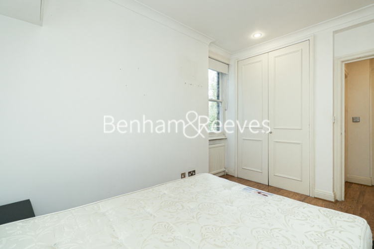 1  bedroom flat to rent in Courtfield Road, Kensington, SW7-image 8