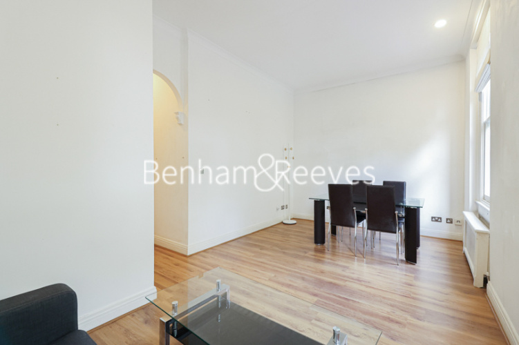 1  bedroom flat to rent in Courtfield Road, Kensington, SW7-image 12
