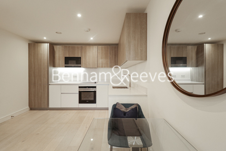 1  bedroom flat to rent in Sinclair Road, Kensington, W14-image 7