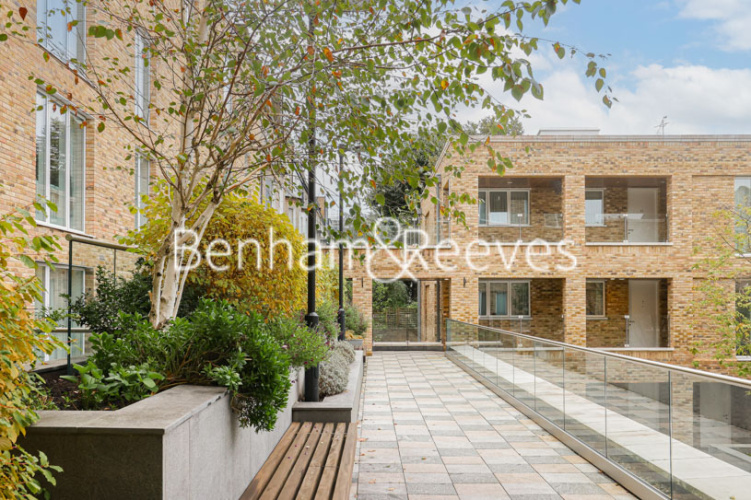 1  bedroom flat to rent in Sinclair Road, Kensington, W14-image 14