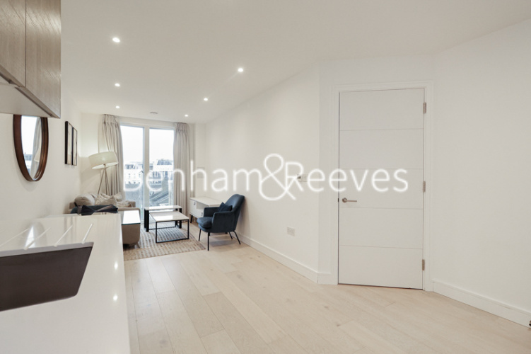 1  bedroom flat to rent in Sinclair Road, Kensington, W14-image 20