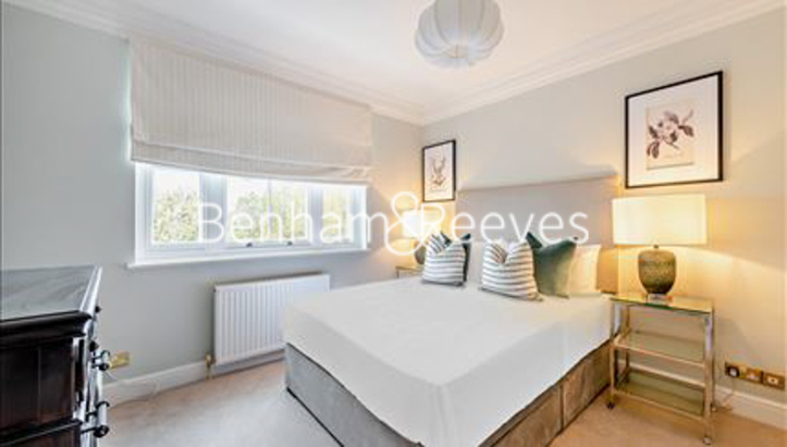 2  bedrooms flat to rent in Somerset Court, Kensington,W8-image 12