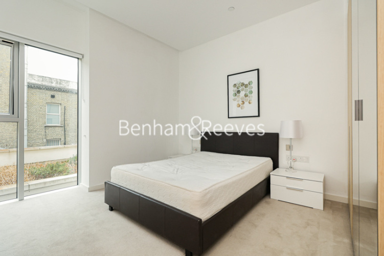 1  bedroom flat to rent in Bolander Grove, Hammersmith, SW6-image 4