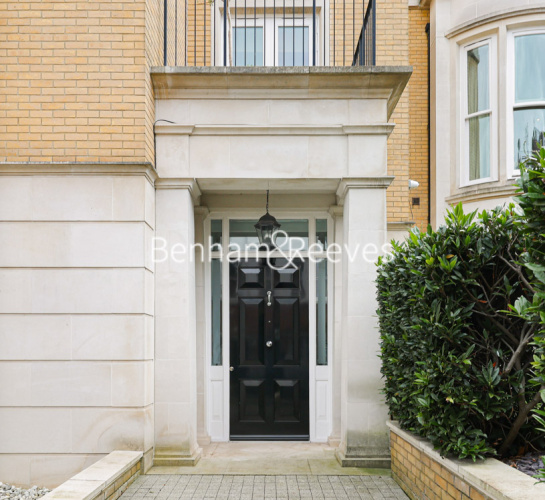 1  bedroom flat to rent in Wycombe Square,West lodge, W8-image 17